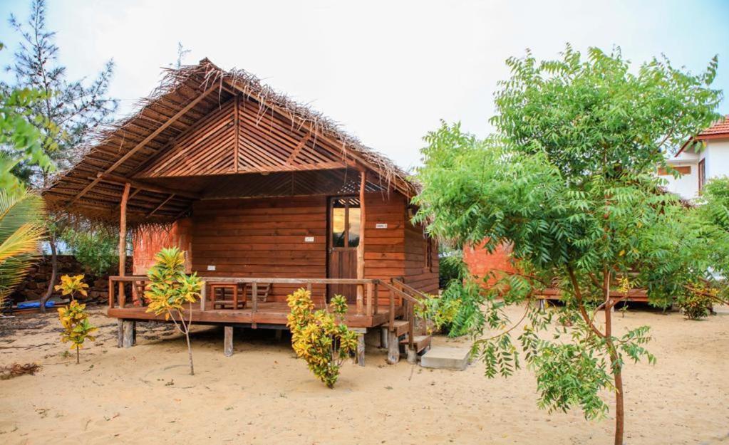 Whisky Point Surf Cabana Arugam Bay Exterior photo
